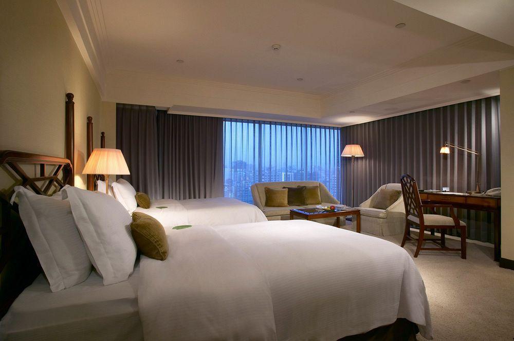 Hotel Regent Taipeh Zimmer foto A room at the hotel