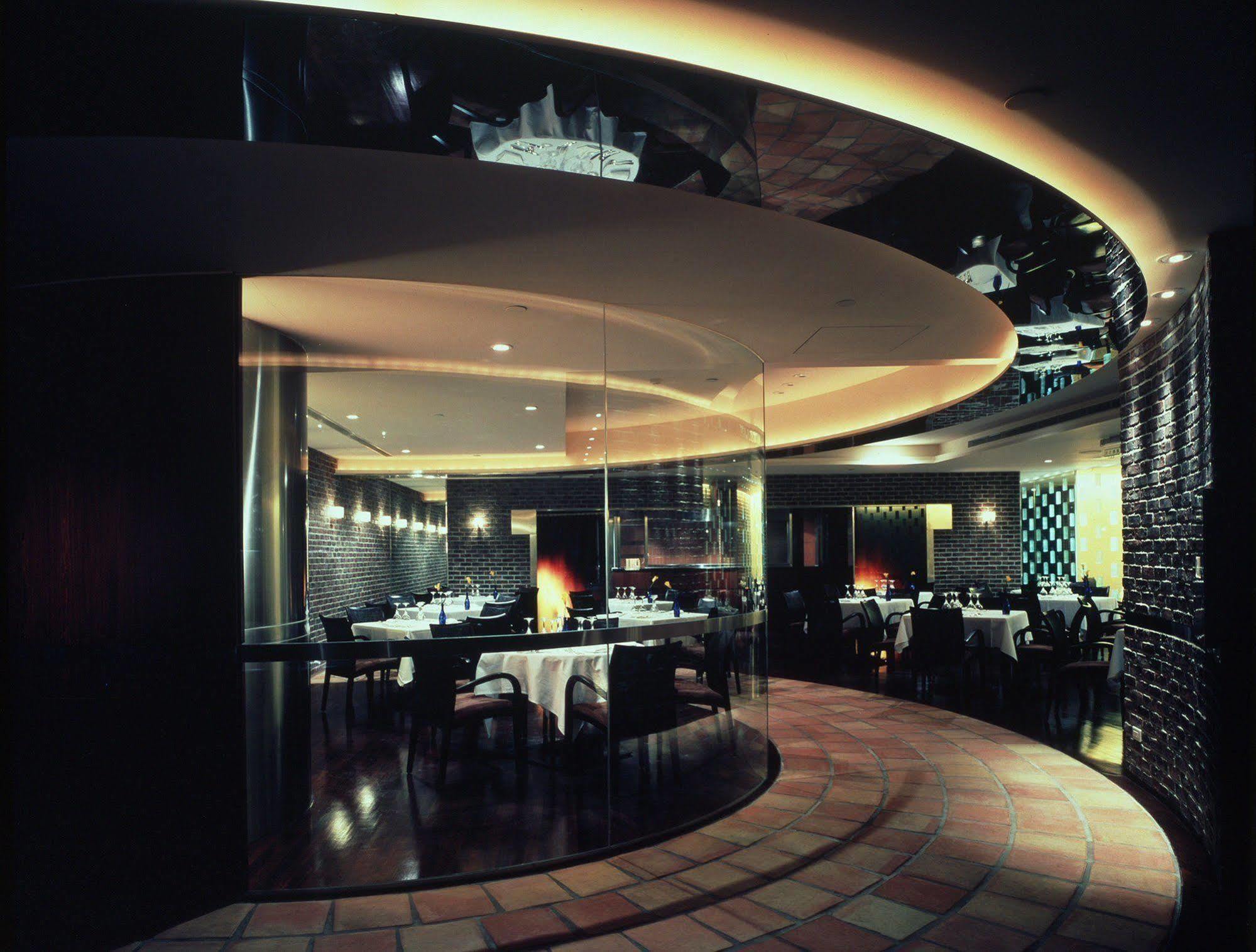 Hotel Regent Taipeh Exterior foto The interior of the restaurant