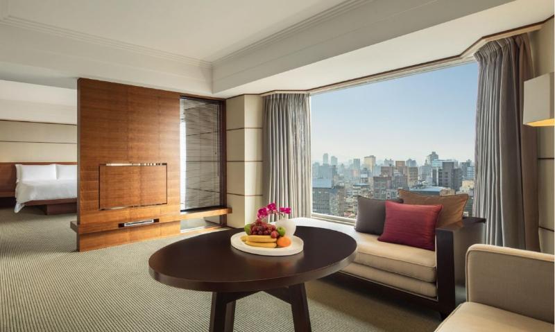 Hotel Regent Taipeh Exterior foto A suite at the hotel
